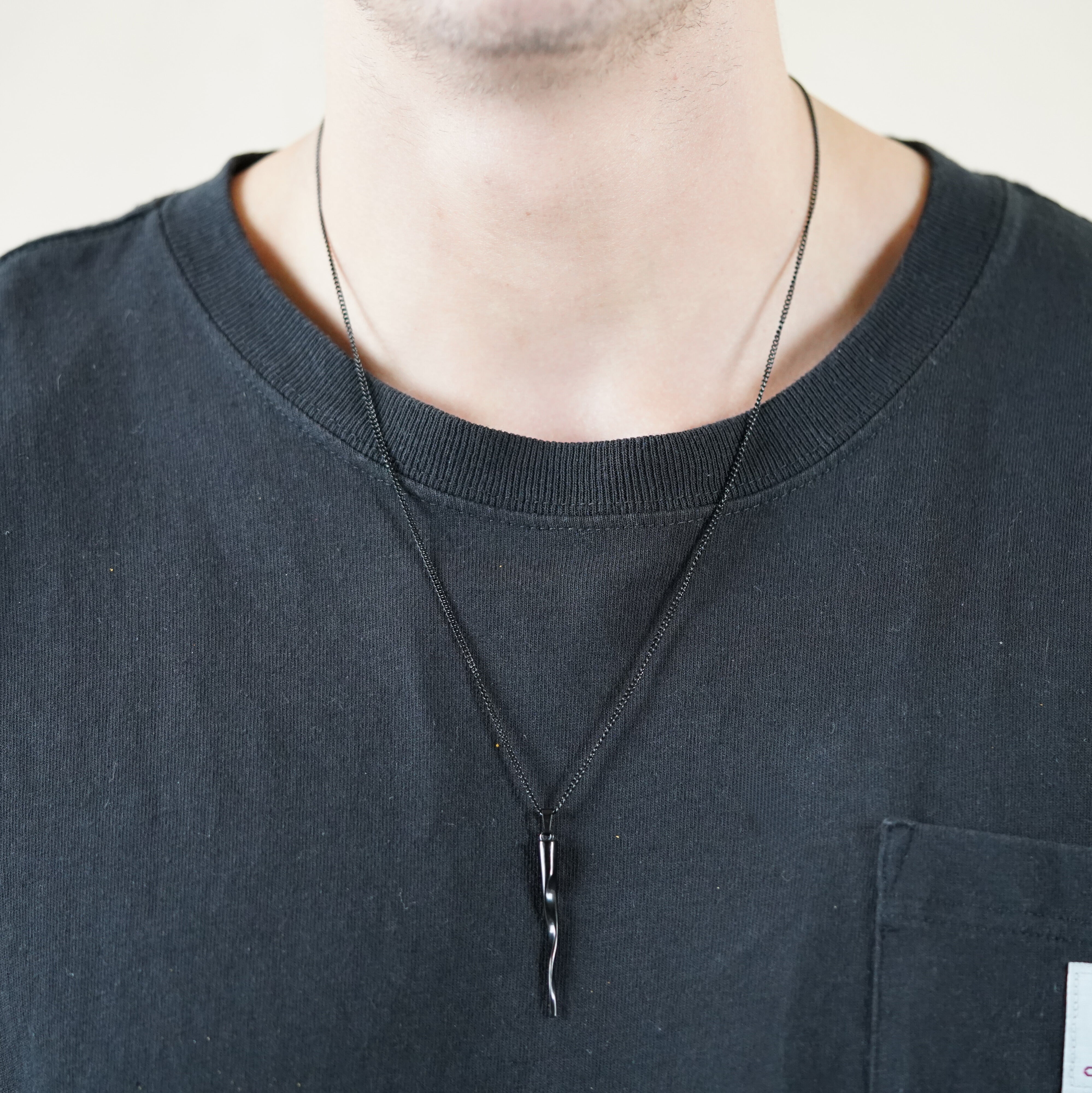 Twisted Spike Pendant (Black)