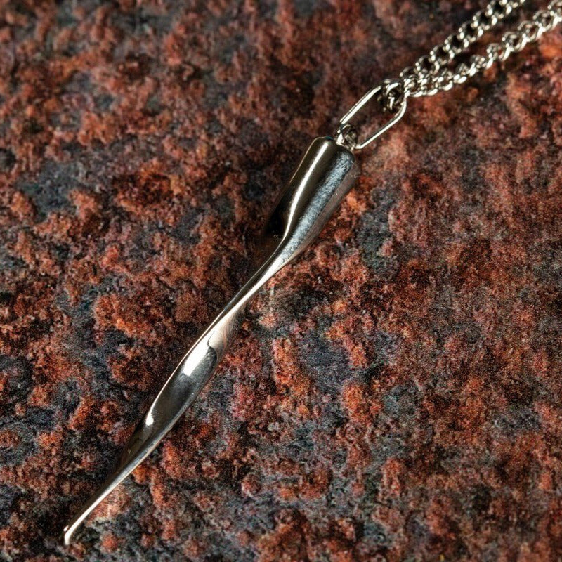 Twisted Spike Pendant (Silver)
